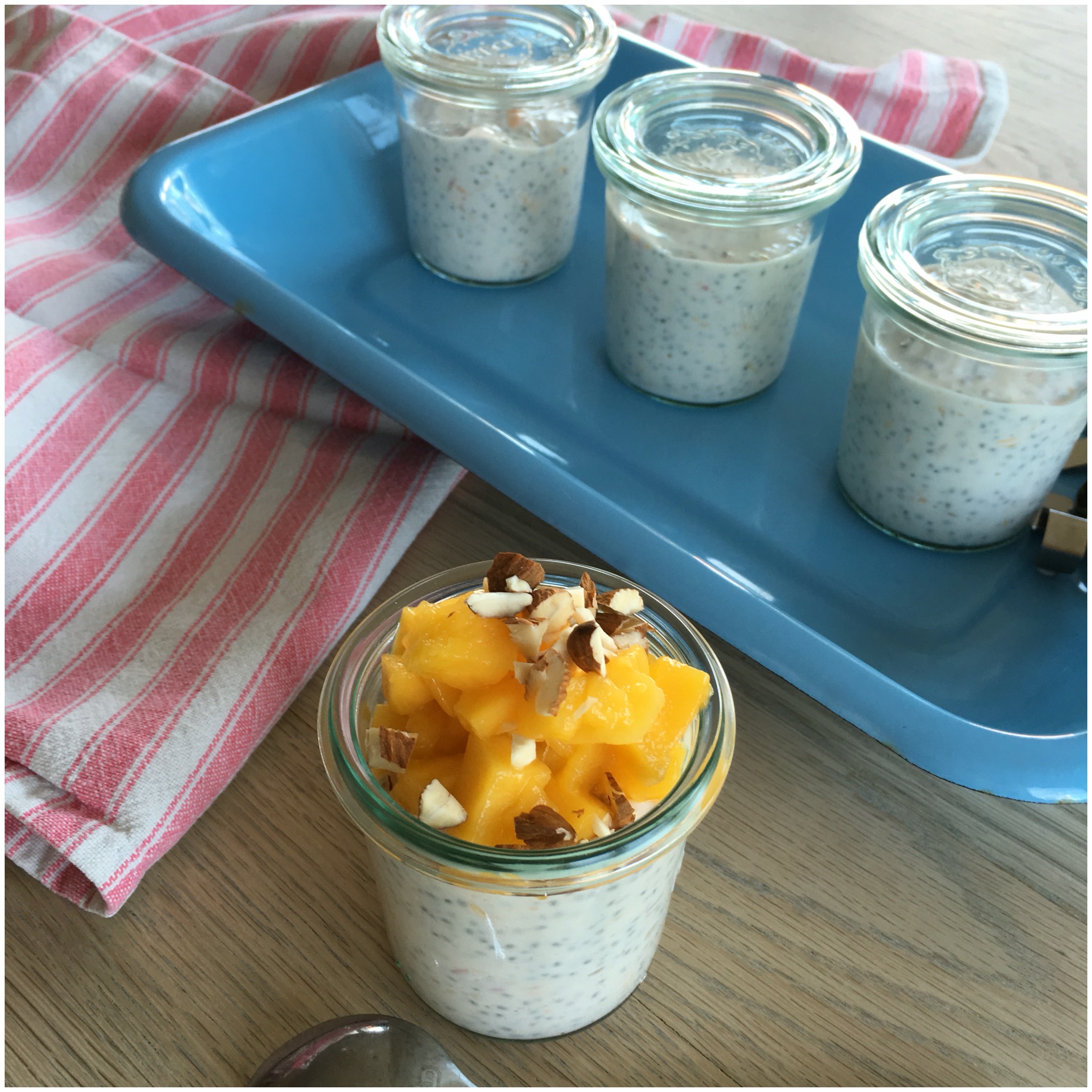 Skyr med appelsin og thiafrø