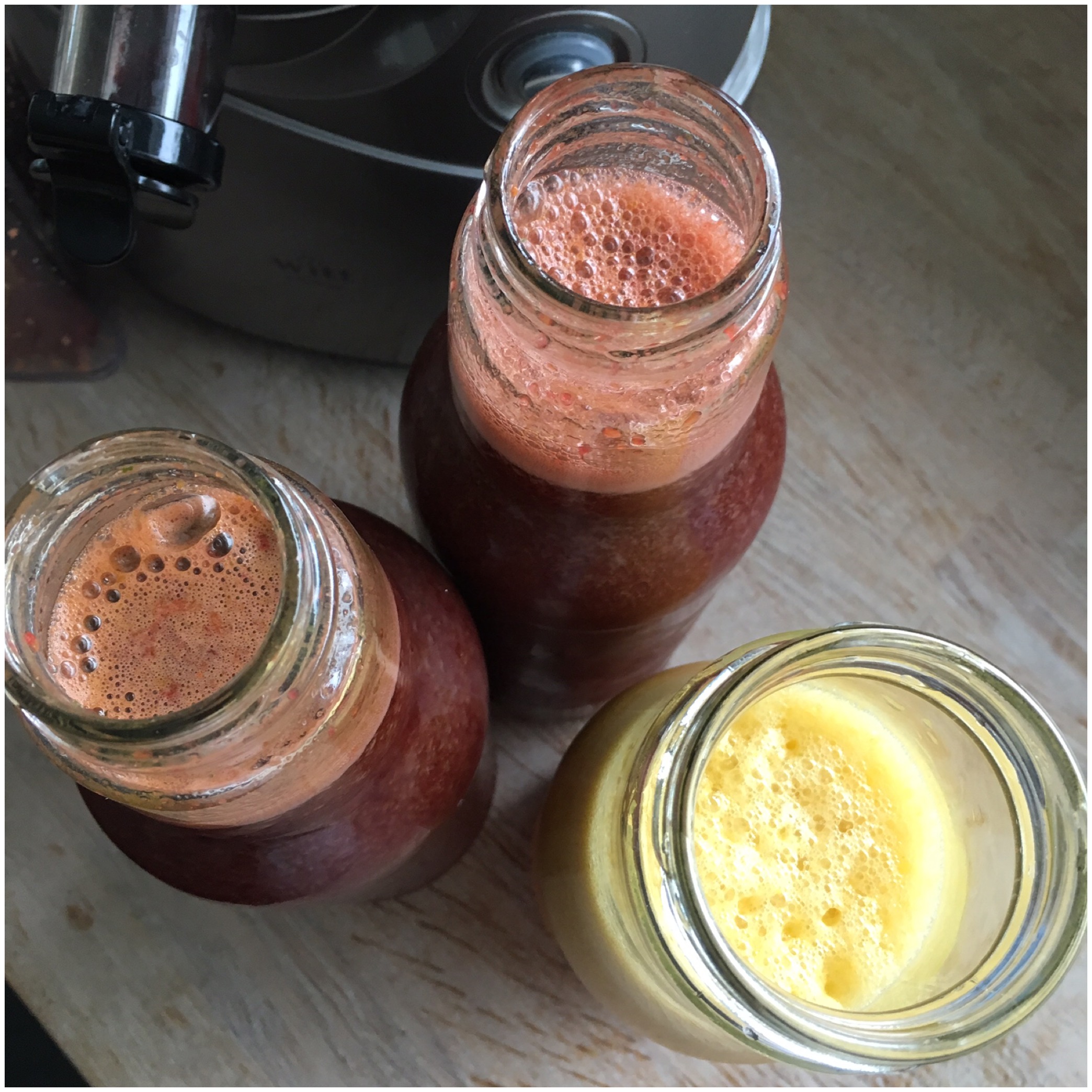 Nylavet juice og et tømt køleskab