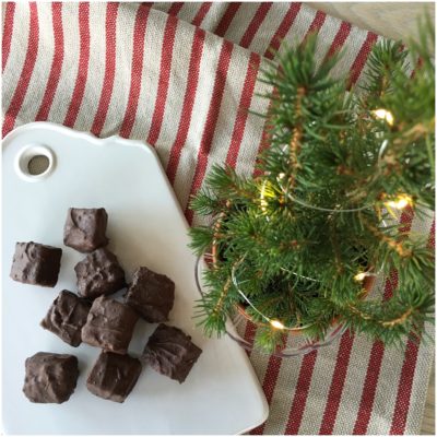 Marshmallows med chokolade og lakrids