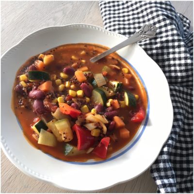 Chili cin carne med sort quinoa