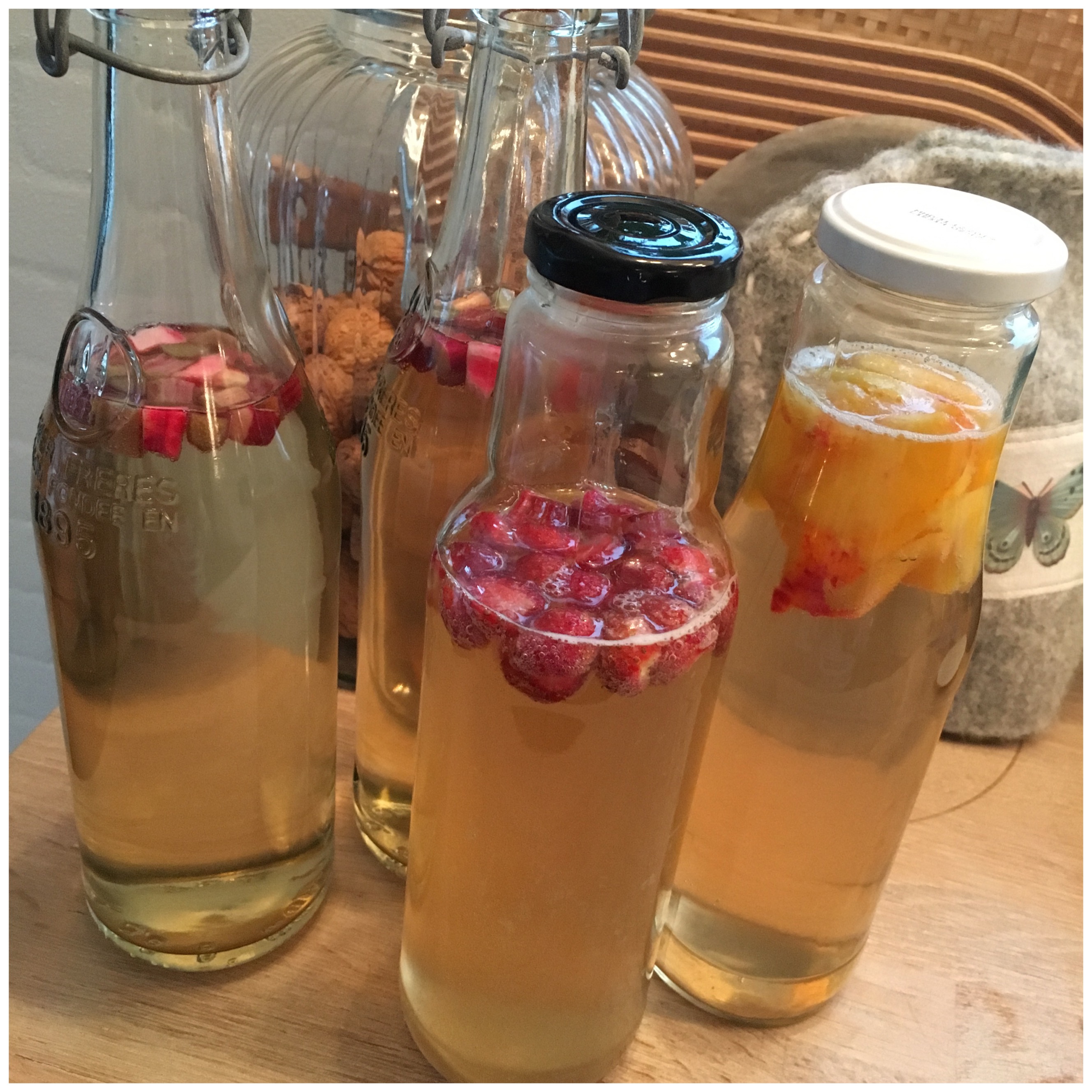 Kombucha med sommersmag Betina Wessberg