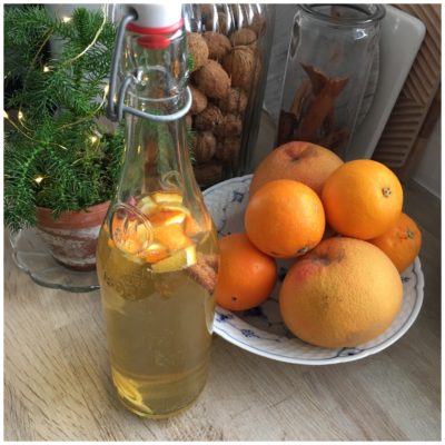 Kombucha med smag af jul